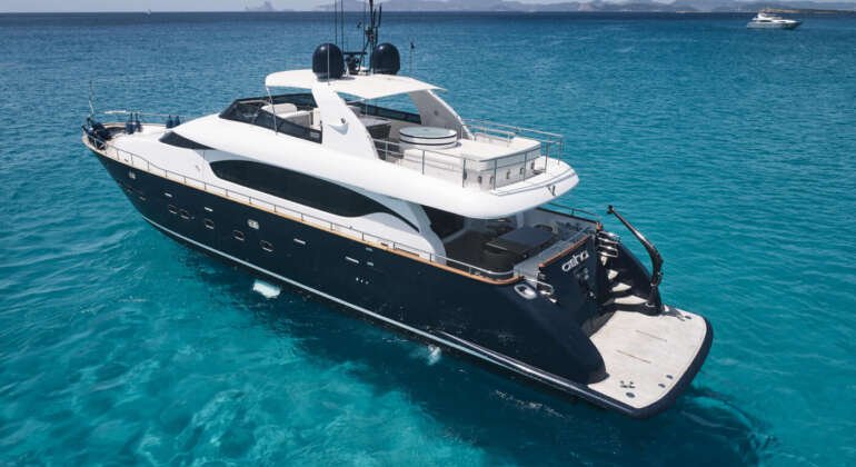 Maiora 99 Lady KC | Ibiza Yacht Charters