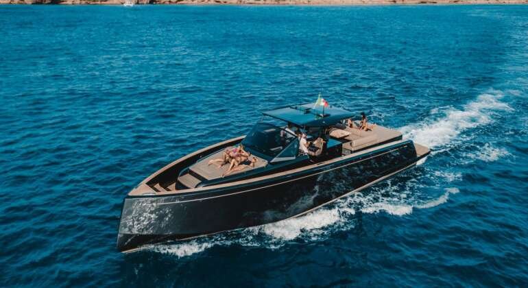 Pardo Yachts 50 Horizon | Ibiza Yacht Charters