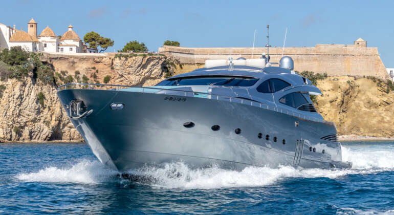 Pershing 90 Inspiration Ibiza Yacht Charter