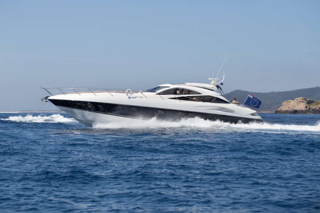 sunseeker-predator-68-tranquility2